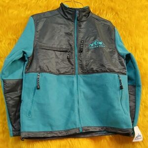 🧥 Alaska Gear Fleece Jacket – Size M